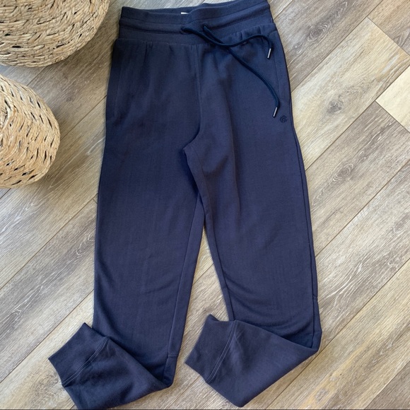 navy blue champion joggers